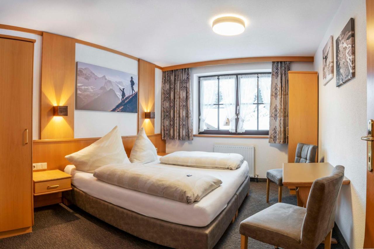 Almhof-Reithof Pitztal Hotel Sankt Leonhard im Pitztal Exterior foto