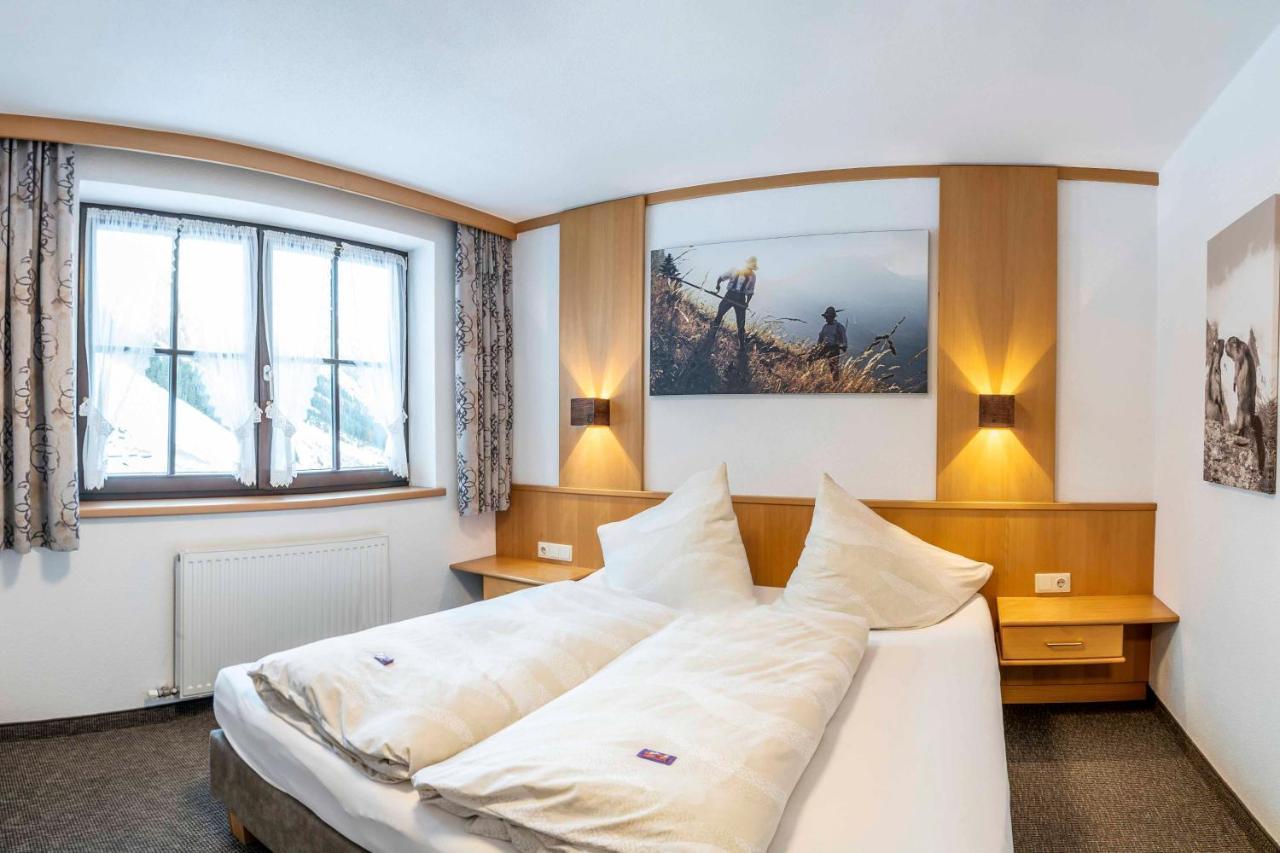 Almhof-Reithof Pitztal Hotel Sankt Leonhard im Pitztal Exterior foto